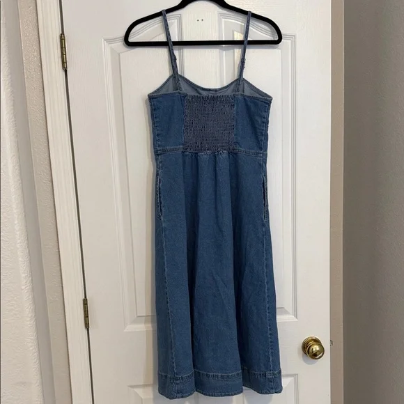 Target Blue Denim Button-Front Midi Dress - Picture 2 of 3